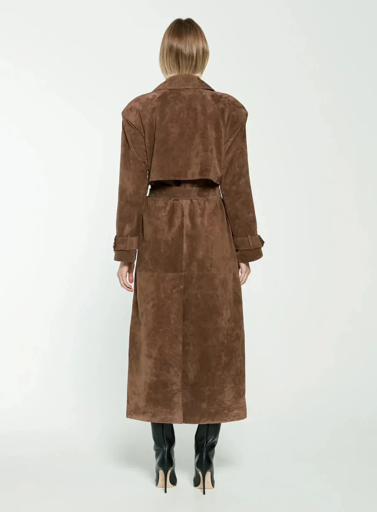 Elara - Soft Suede Jacket