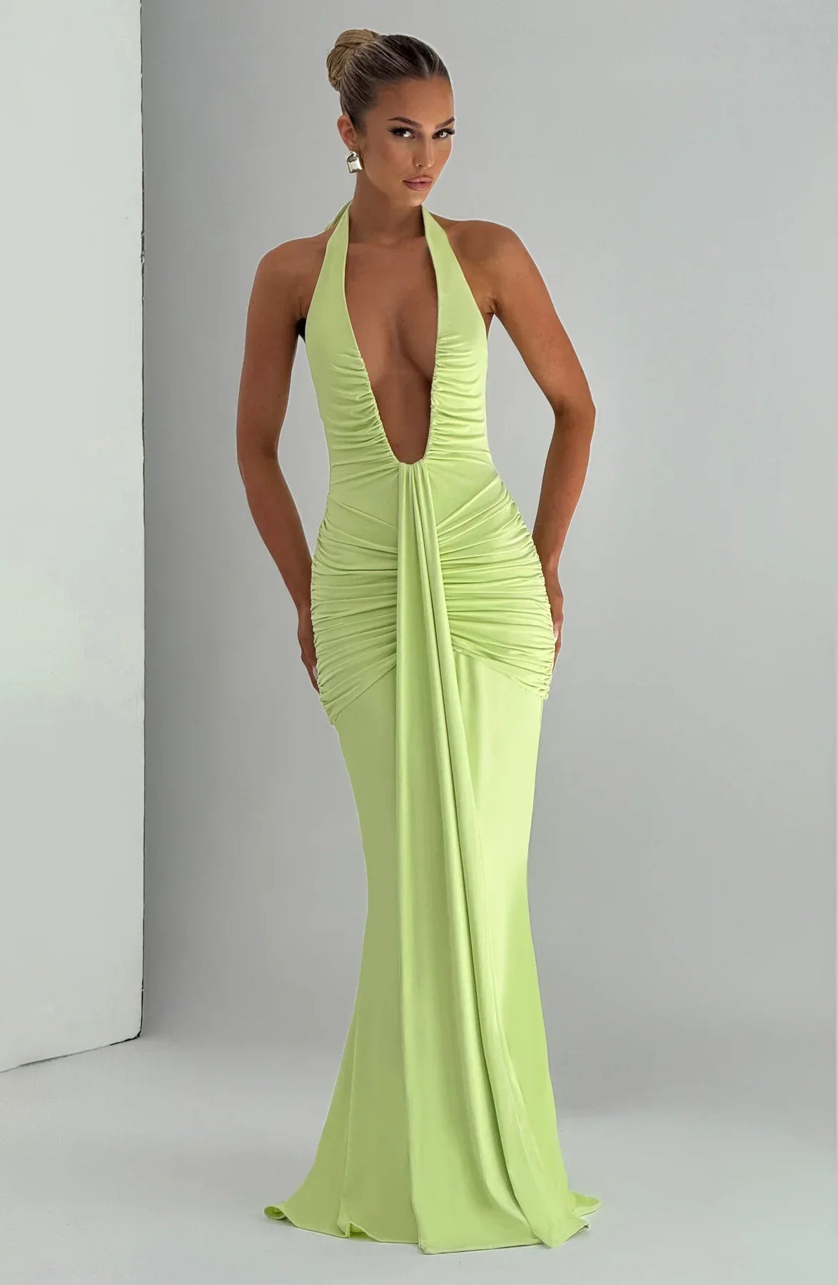 Satynowa sukienka maxi Daisy