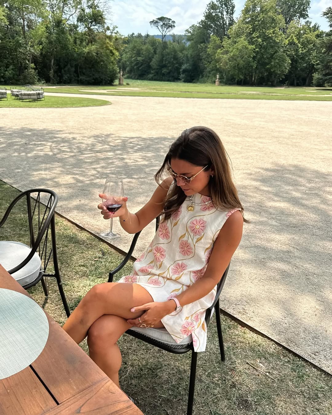 Nicole | Krótka sukienka bez rękawów z nadrukiem